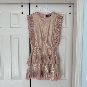 Pink shimmery fab’rik dress worn once for new years